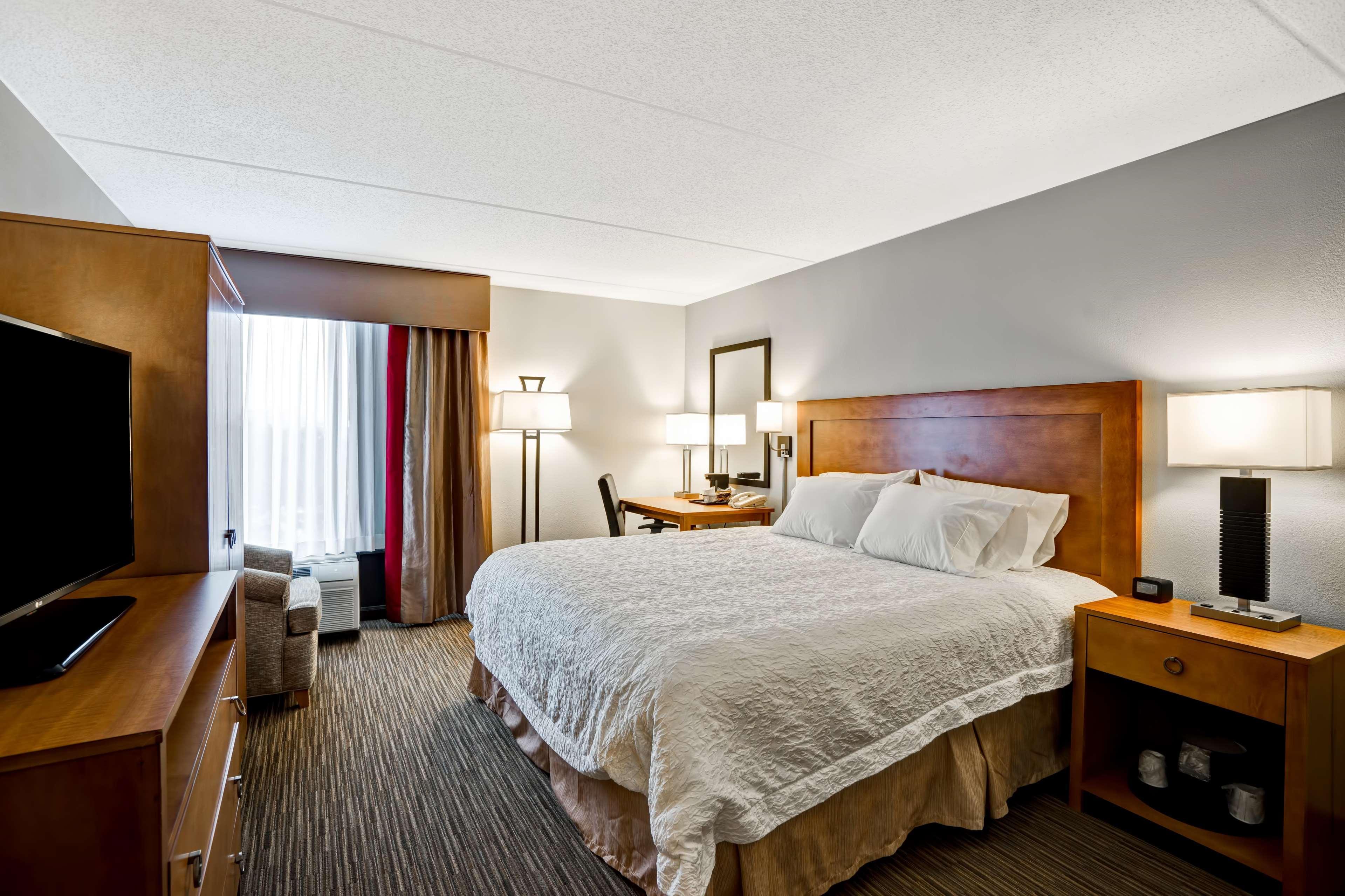 Hampton Inn Norfolk-Naval Base Exterior foto