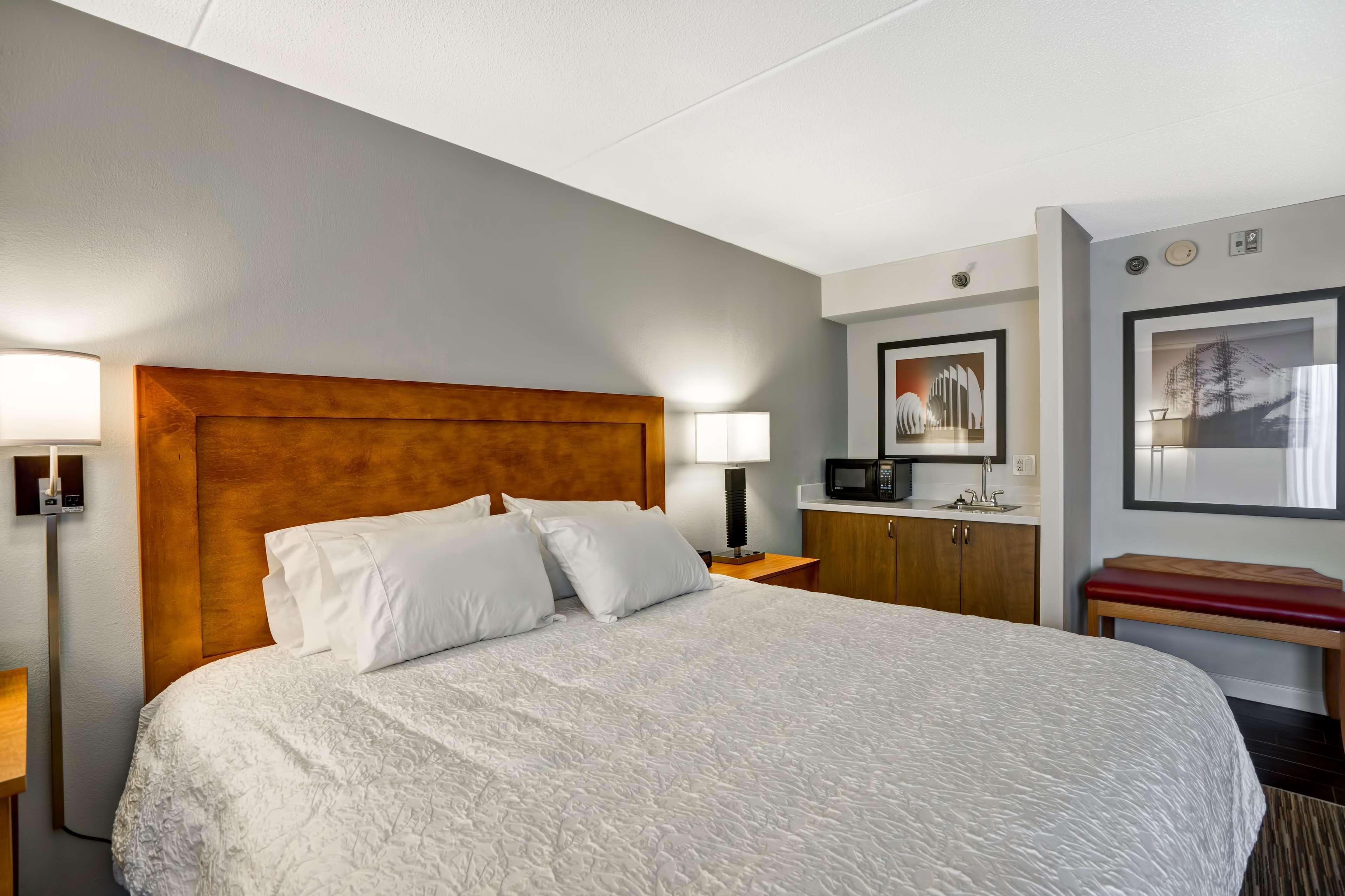 Hampton Inn Norfolk-Naval Base Exterior foto