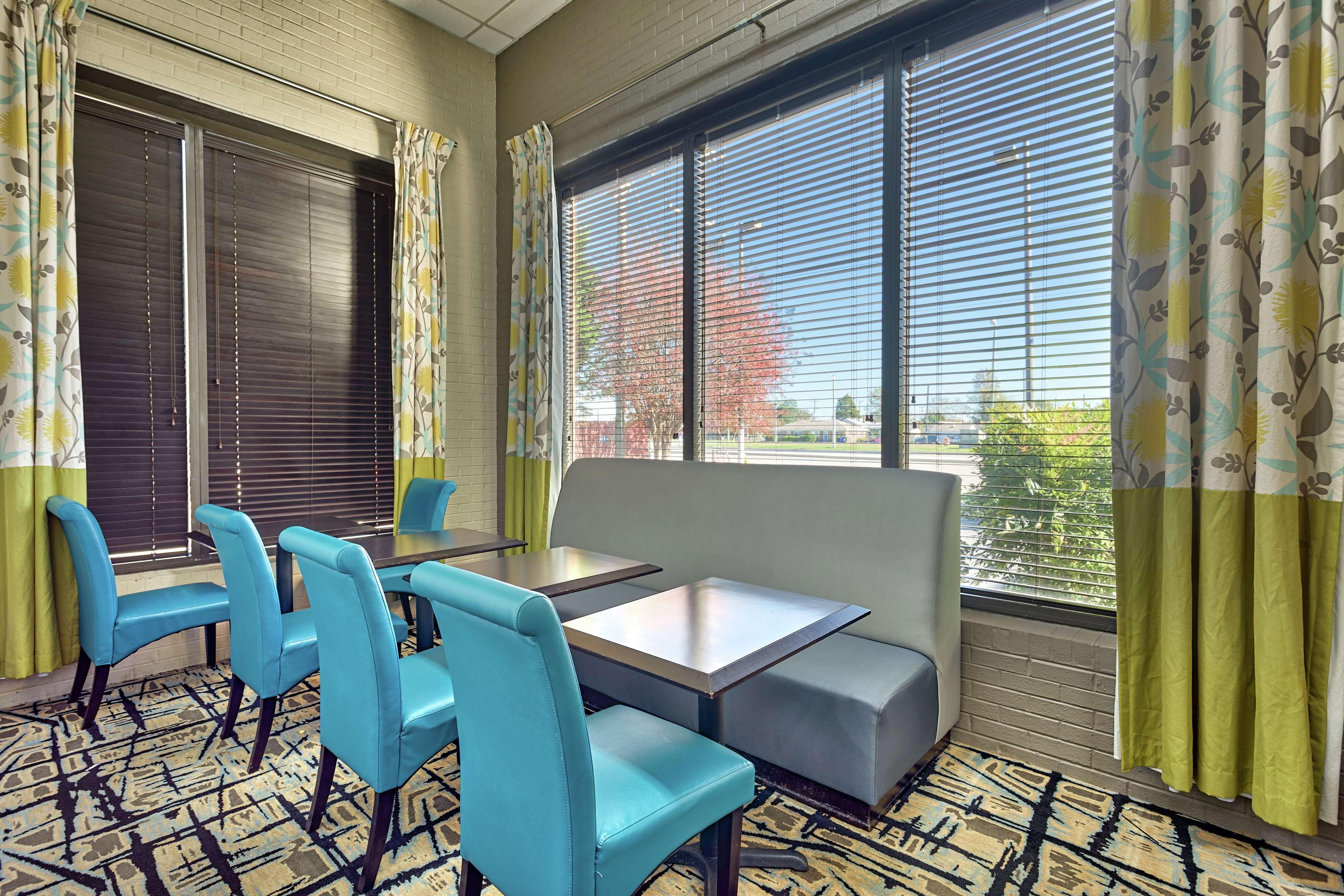 Hampton Inn Norfolk-Naval Base Exterior foto