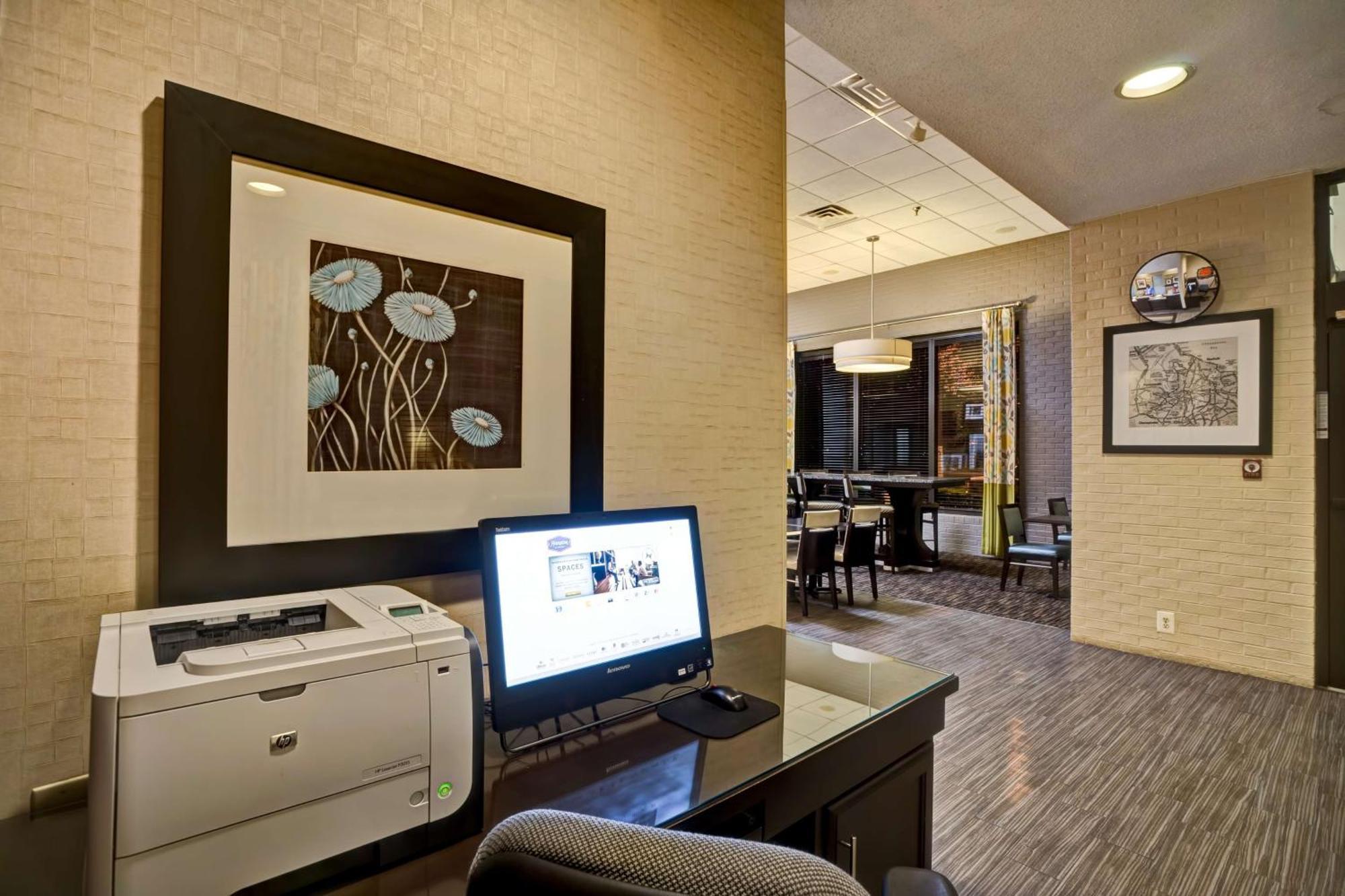 Hampton Inn Norfolk-Naval Base Exterior foto