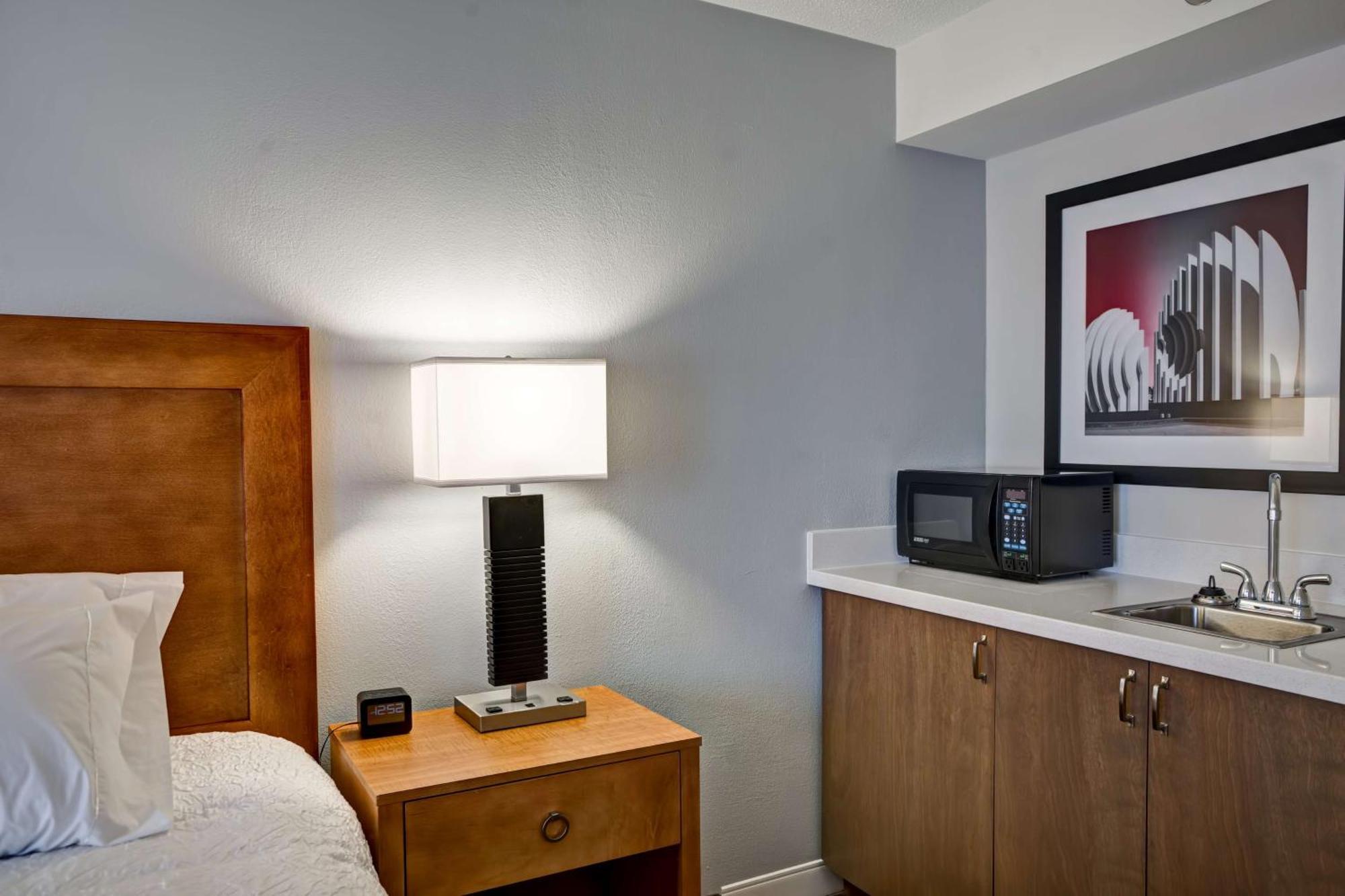 Hampton Inn Norfolk-Naval Base Exterior foto