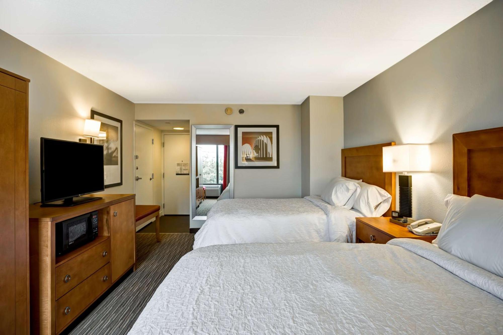 Hampton Inn Norfolk-Naval Base Exterior foto