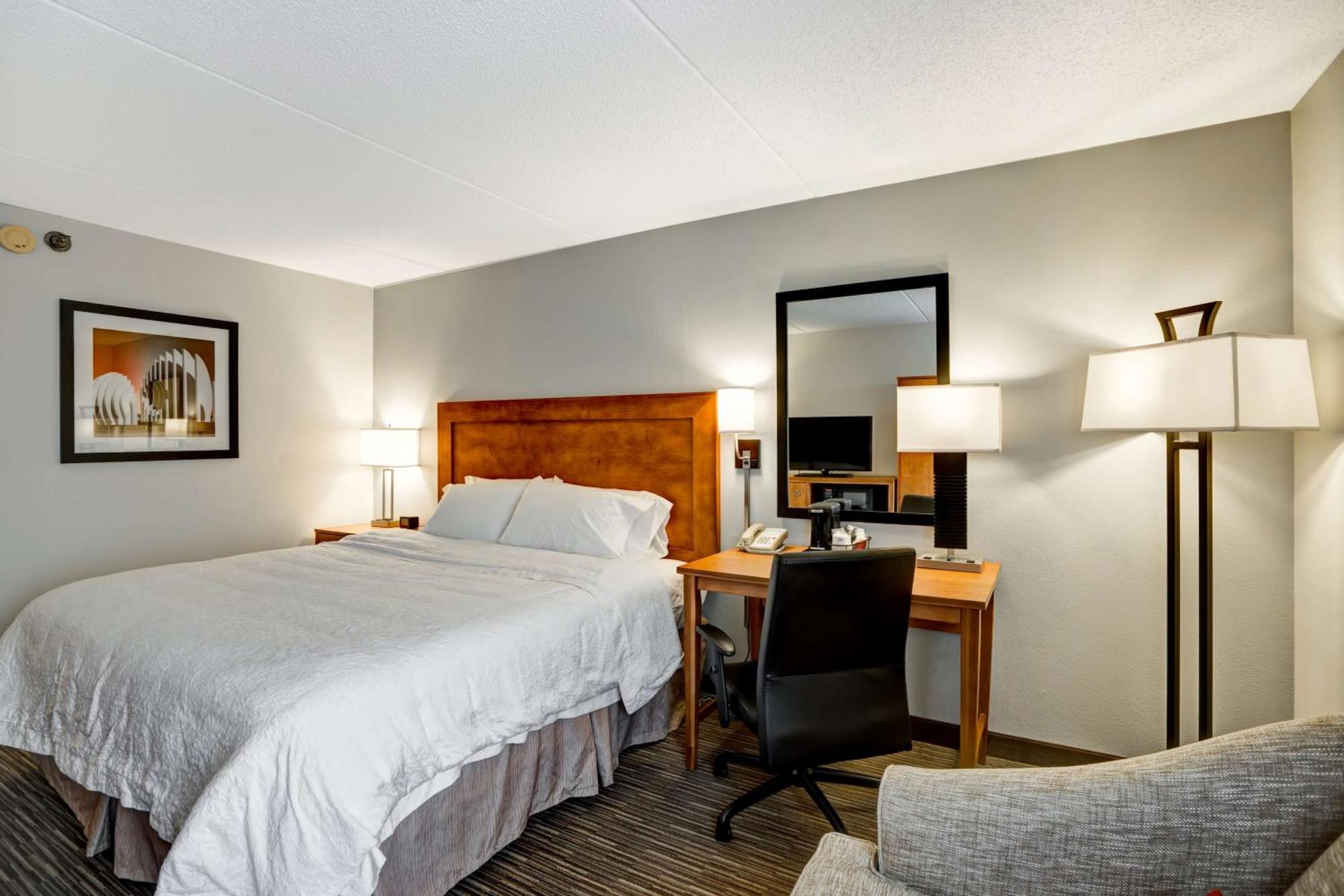 Hampton Inn Norfolk-Naval Base Exterior foto