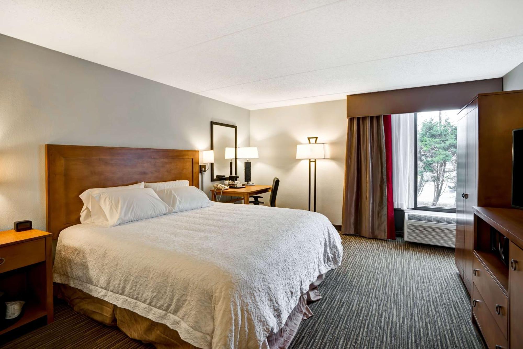 Hampton Inn Norfolk-Naval Base Exterior foto