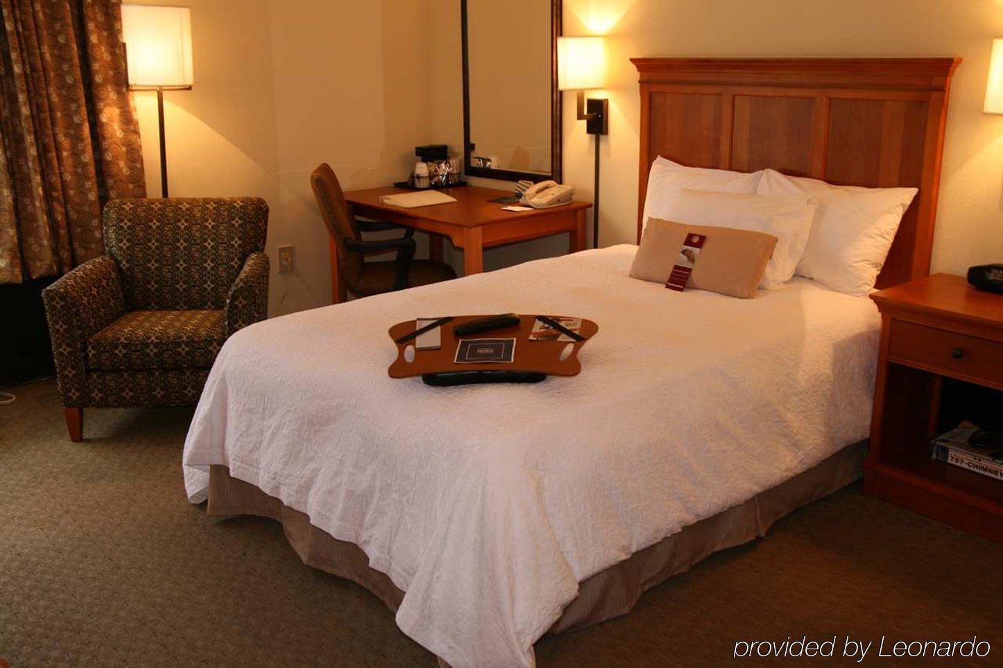 Hampton Inn Norfolk-Naval Base Habitación foto