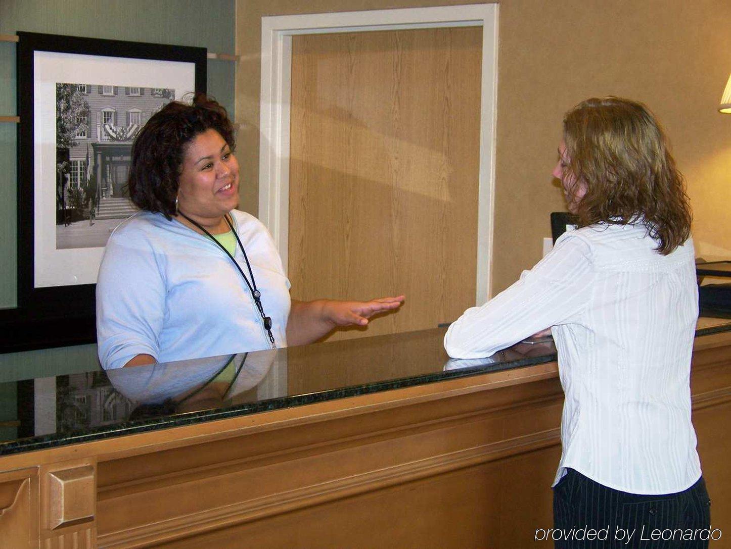 Hampton Inn Norfolk-Naval Base Interior foto